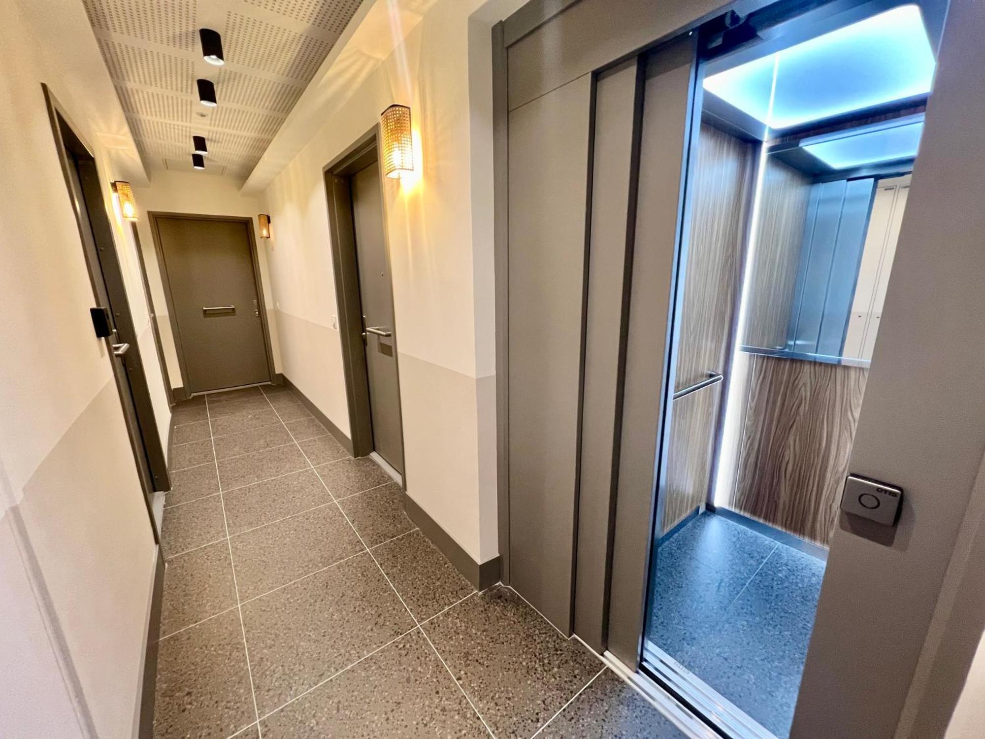 Confortable Central Studio To Discover Ница Екстериор снимка